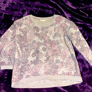 Women’s floral lightweight sweater Large